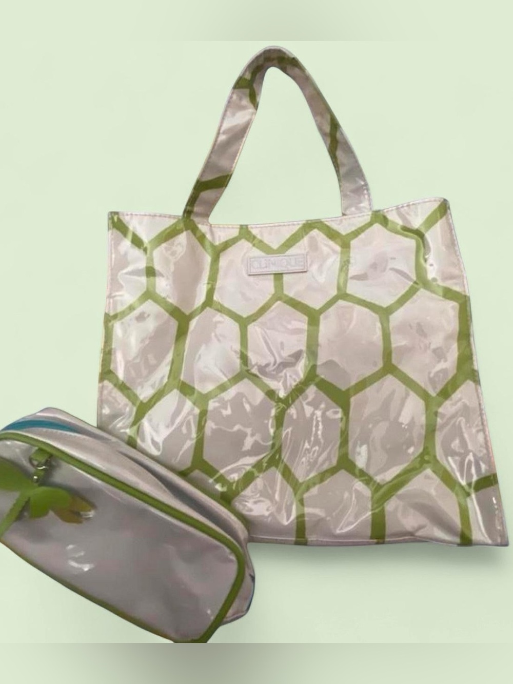 Clinique Green and White Travel Bag Set